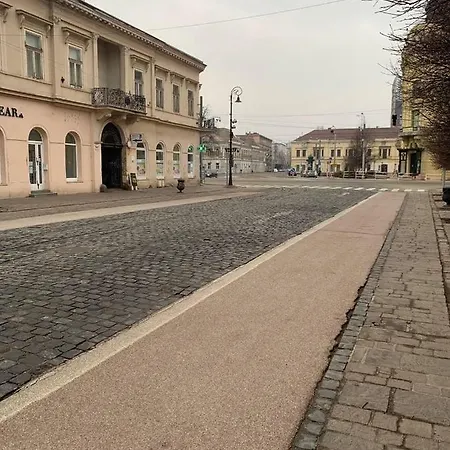 Maraton - Sara Vacation Apartment Kosice